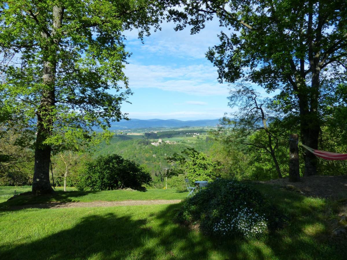 Saint-Flour  Chez Tiane Puy De Dome Bed & Breakfast エクステリア 写真