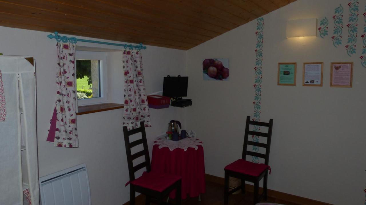 Saint-Flour  Chez Tiane Puy De Dome Bed & Breakfast エクステリア 写真